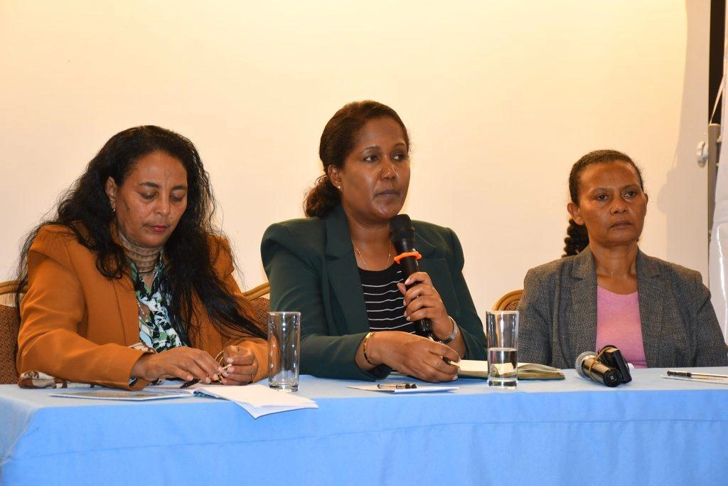 FGAE Hosts Parliamentary Meeting on Youth Workplace Health